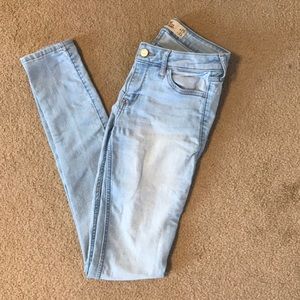 Hollister super skinny jeans